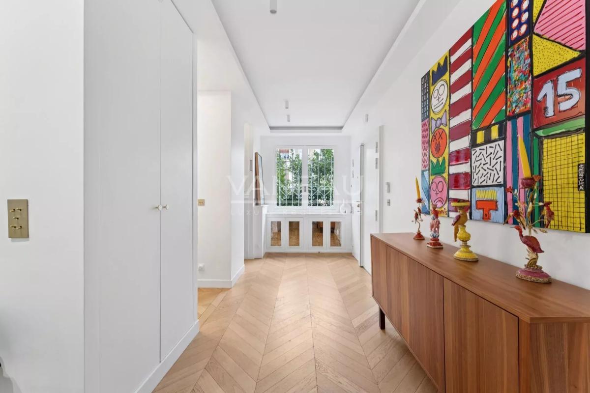 Paris XVIe - Village d'Auteuil - Bel appartement rénové avec gra