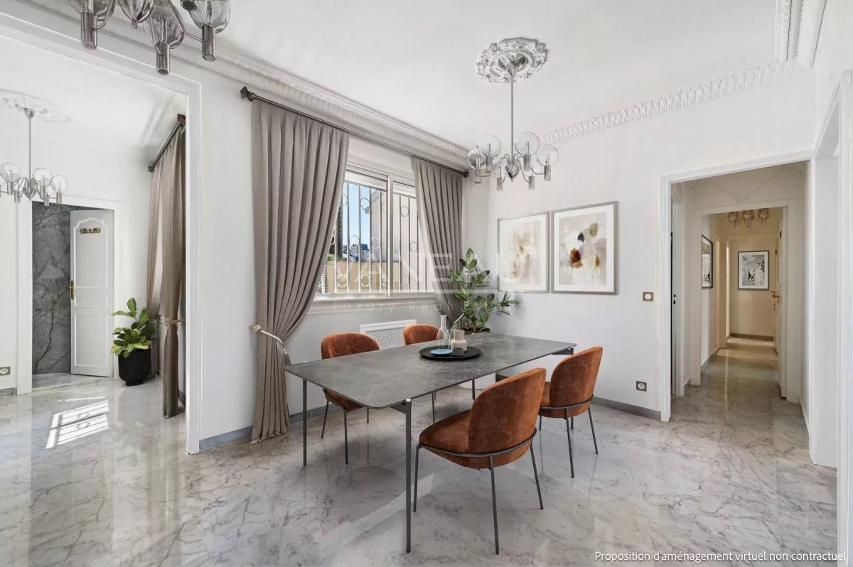 Paris XVIe - Trocadéro - Appartement familial avec balcon et vue