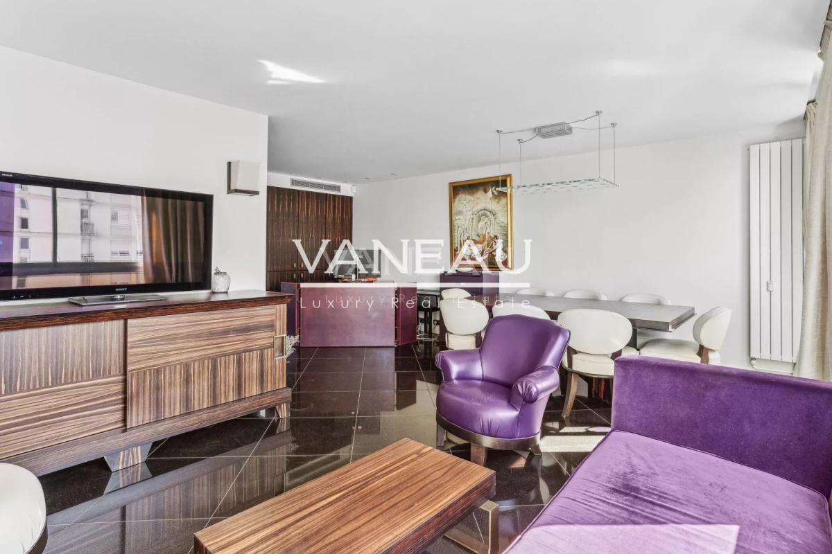 Paris XIXe - JOURDAIN - AMERIQUE - Appartement Familial en étage