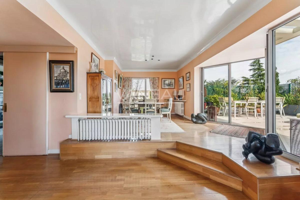 Neuilly 92200 - Terrasse de plain-pied - Vue panoramique