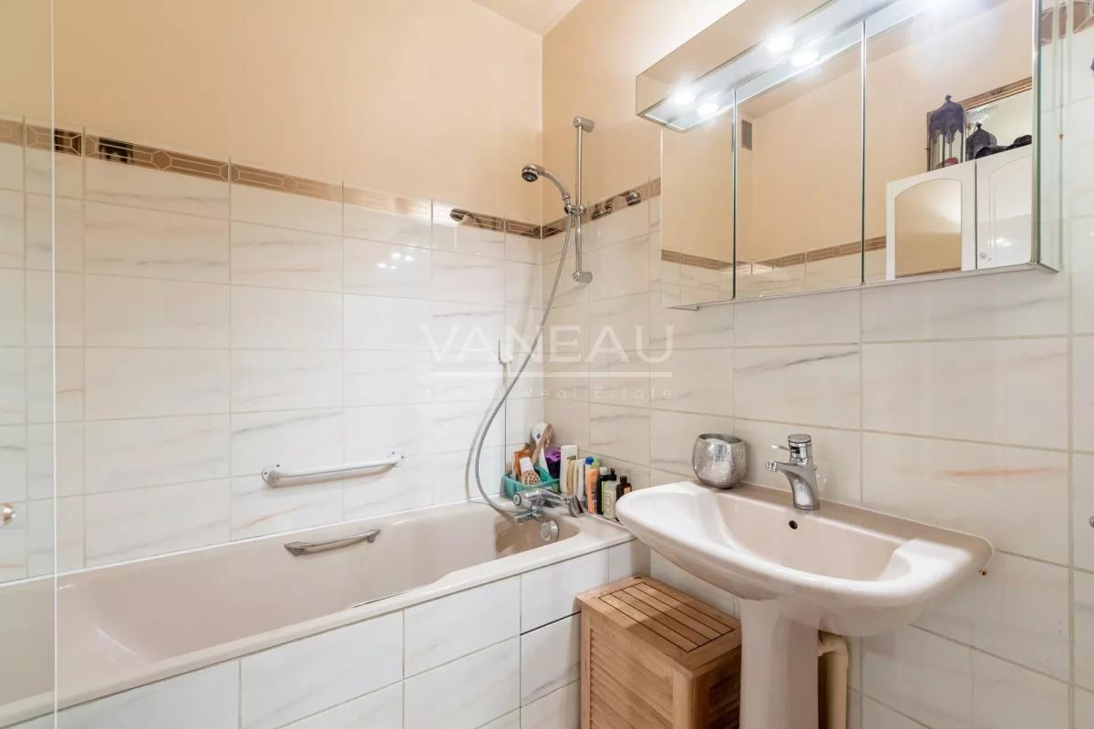 Neuilly - Sablons - Full Pasteur