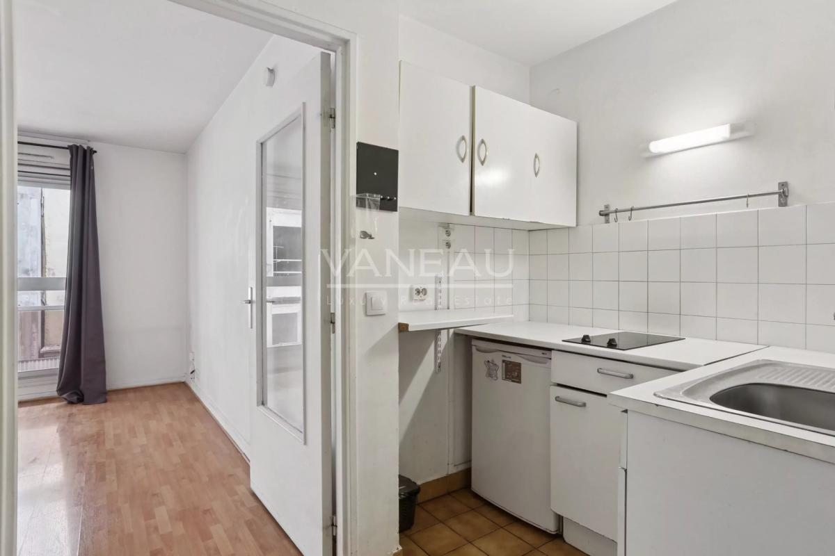 Boulogne - Studio avec balconnet - DPE D