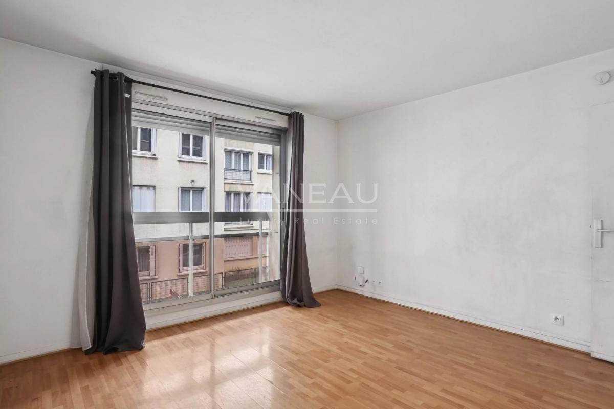 Boulogne - Studio avec balconnet - DPE D