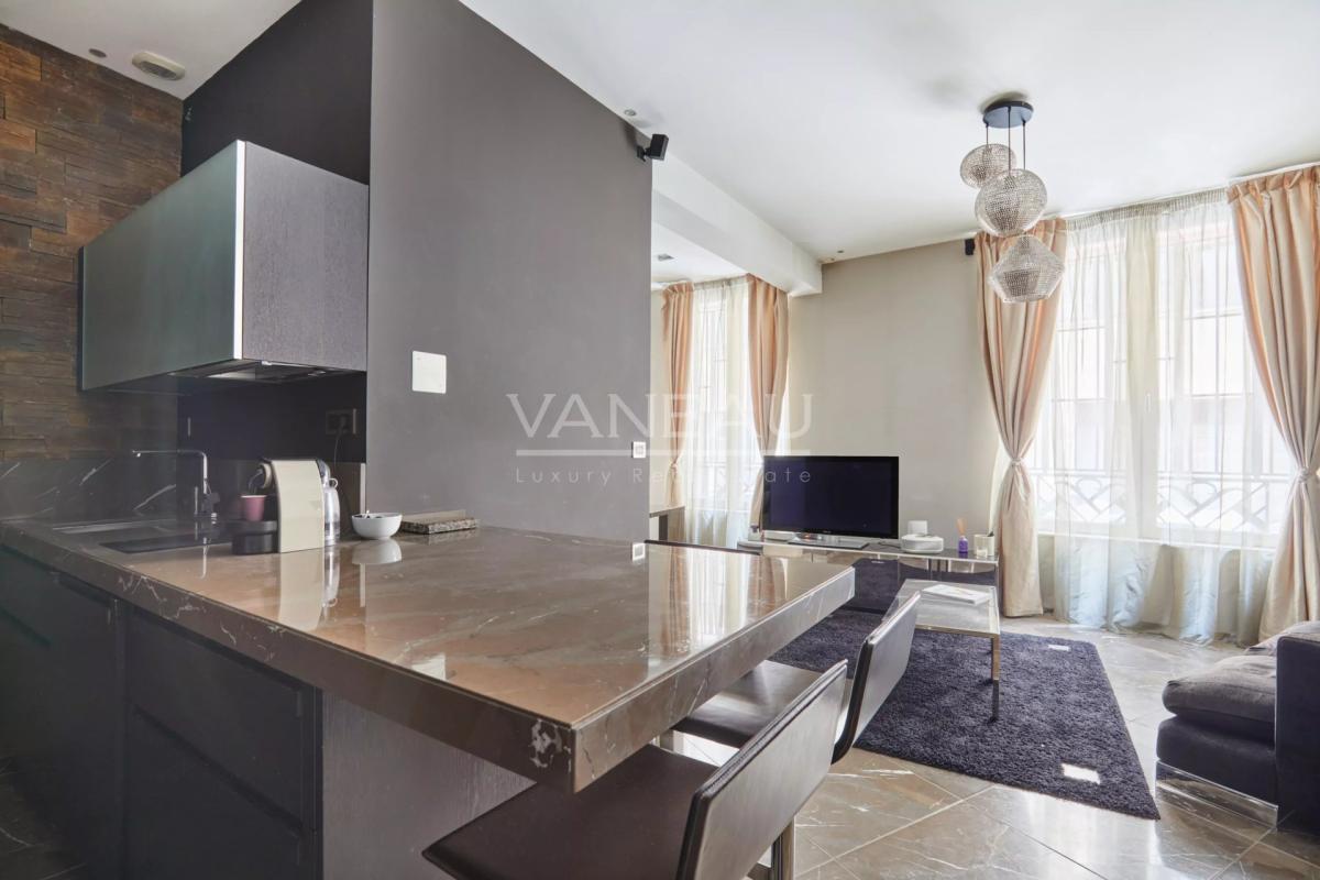 PARIS VIII - Champs Elysées - Parfait état