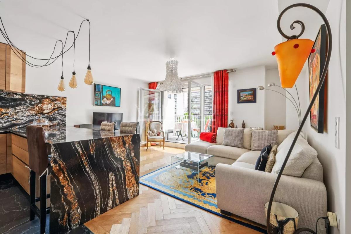 Boulogne Nord - Trois pièces avec balcon terrasse - Résidence 20