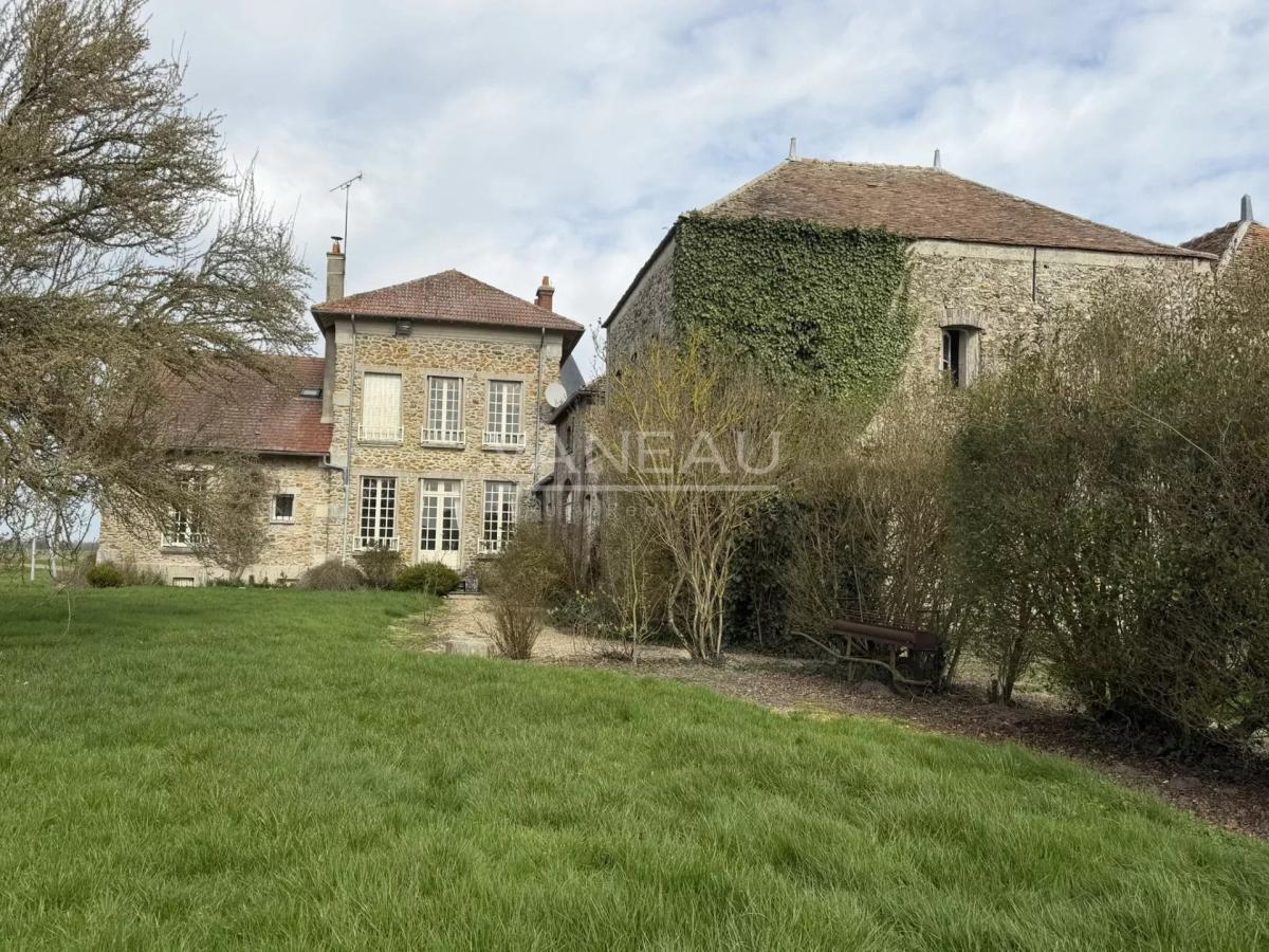 Corps de ferme historique - La Chapelle-Gauthier (Seine-et-Marne