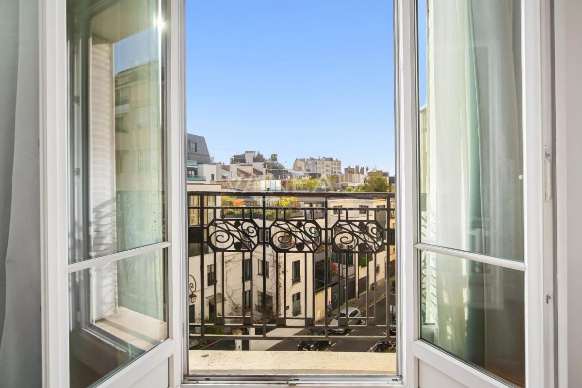 Boulogne Nord - 2 pièces de charme en étage élevé