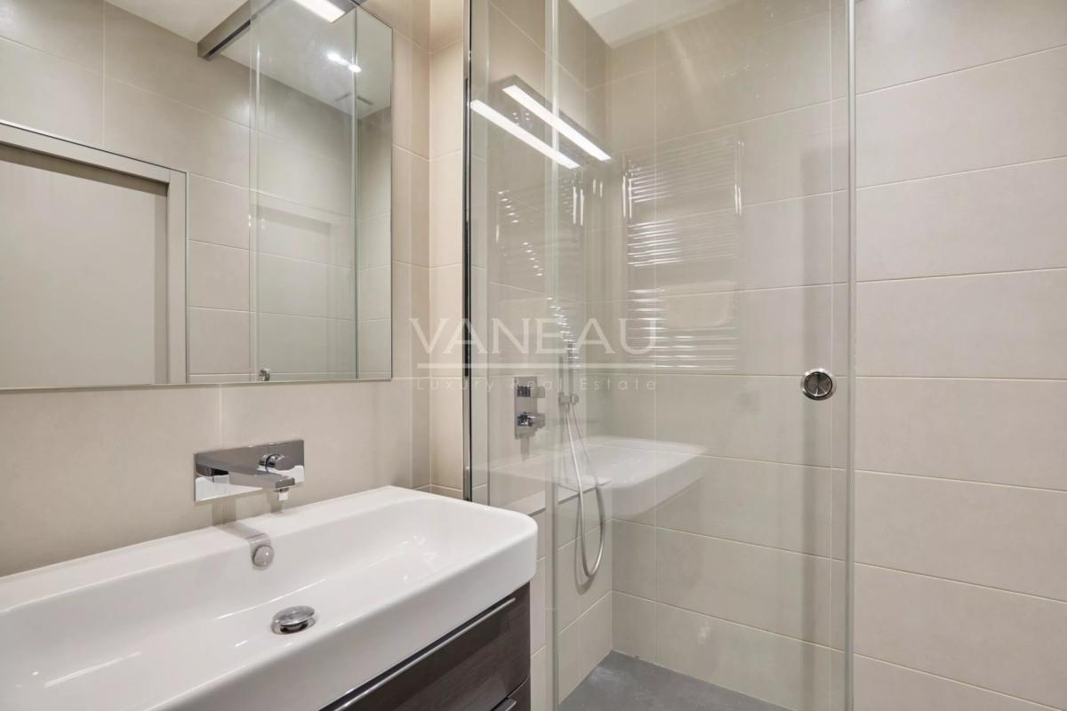 PARIS VIII - Champs Elysées - Parfait état