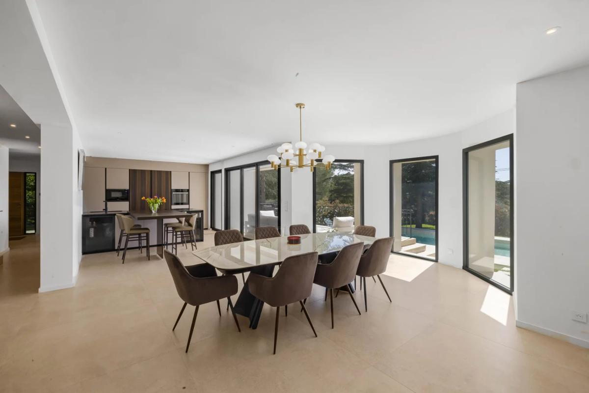 Chateauneuf Villa contemporaine rénovée à vendre