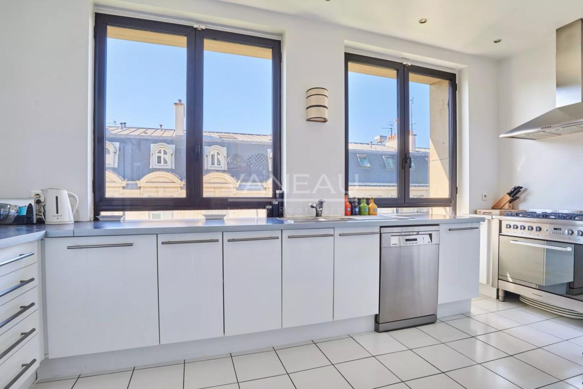 Paris XVIème - Foch - Familial et réception - Vue Panoramique.