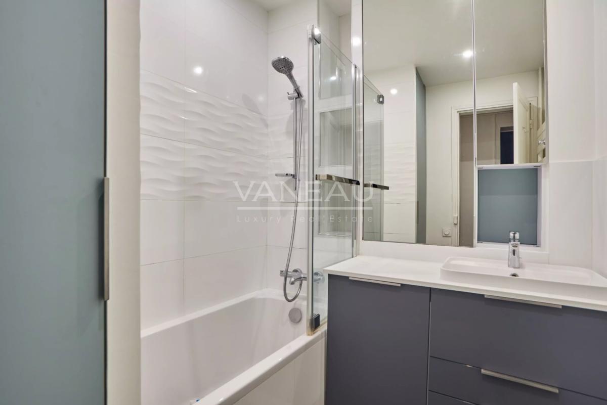 Paris XVIe - Passy - Elégant appartement familial