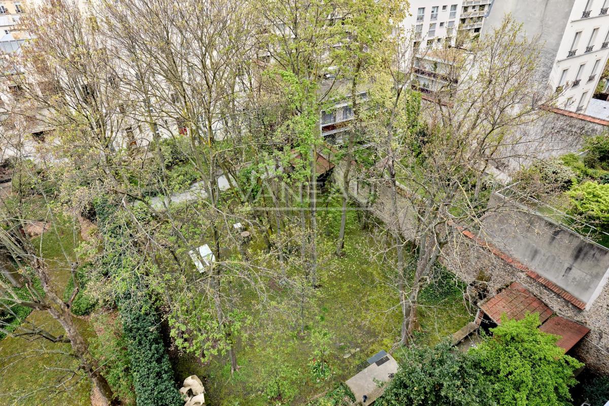 Paris XIVe - Petit Montrouge - Appartement familial de 168 m² - 3/4 Chambres - Accès jardin privatif de 650 m²