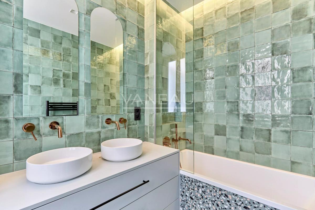 Paris XIVe - Petit Montrouge - Appartement familial de 168 m² - 3/4 Chambres - Accès jardin privatif de 650 m²