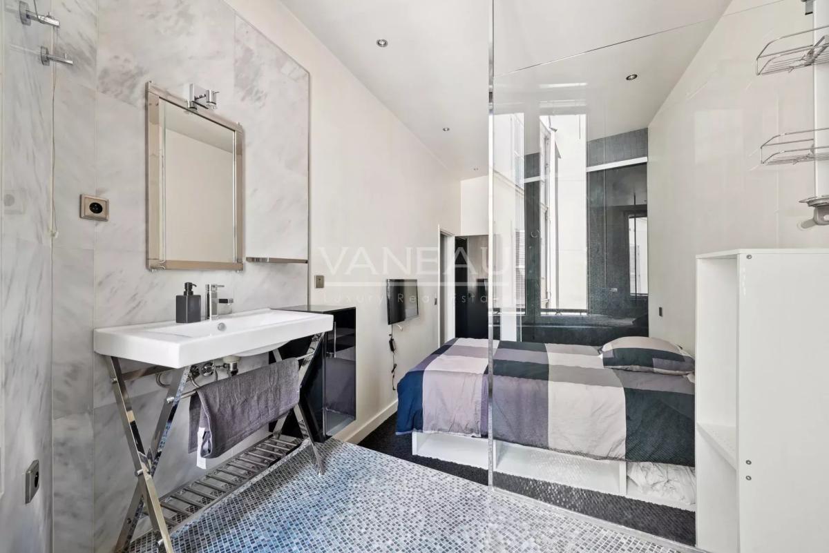 Paris VIII - Triangle d'or  - Quartier Saint Philippe du Roule