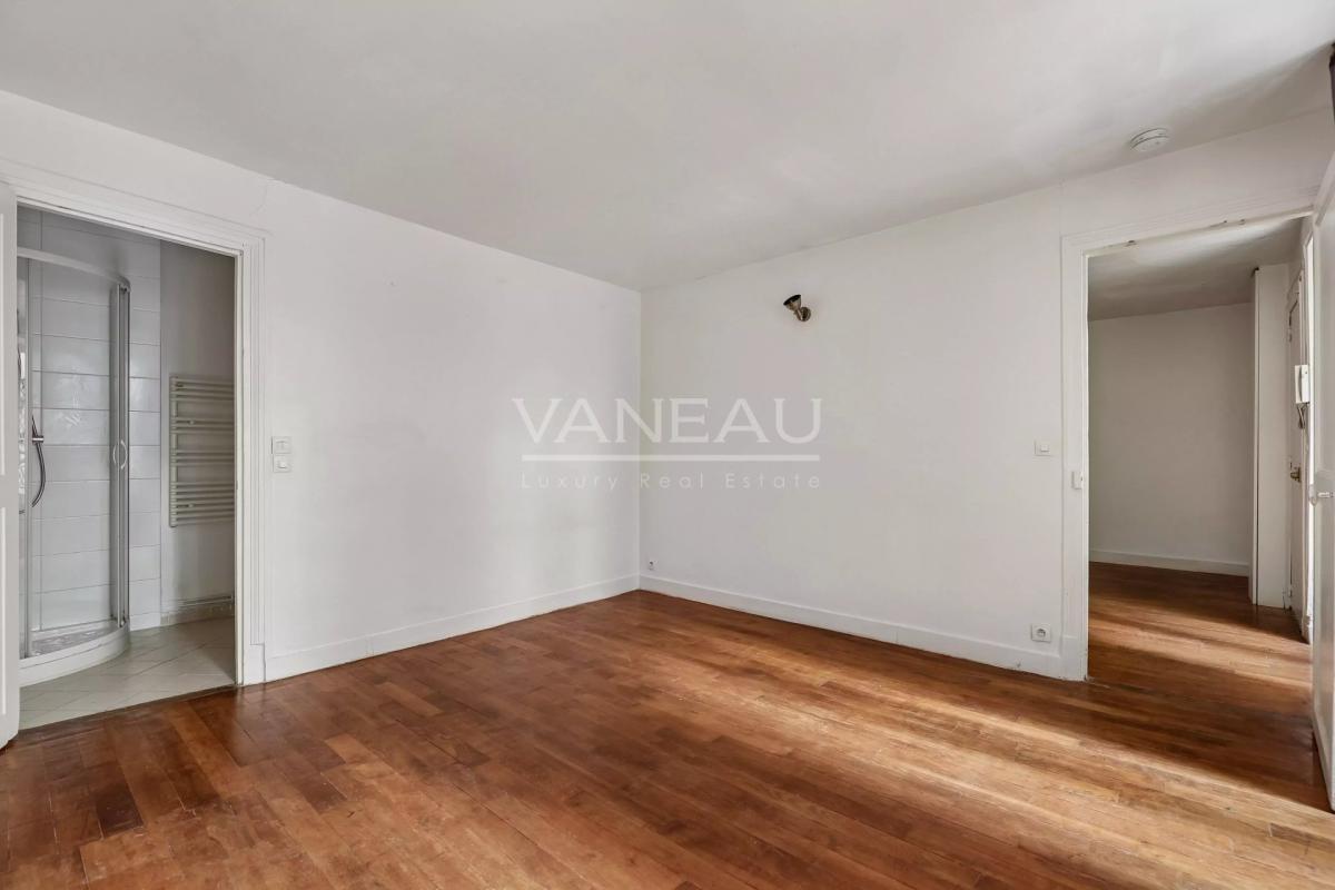 Paris 7 - deux pièces