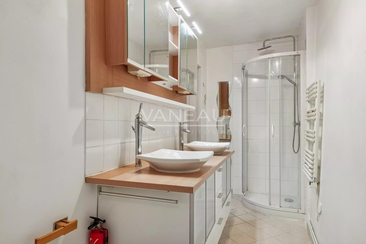 Paris 7 - deux pièces