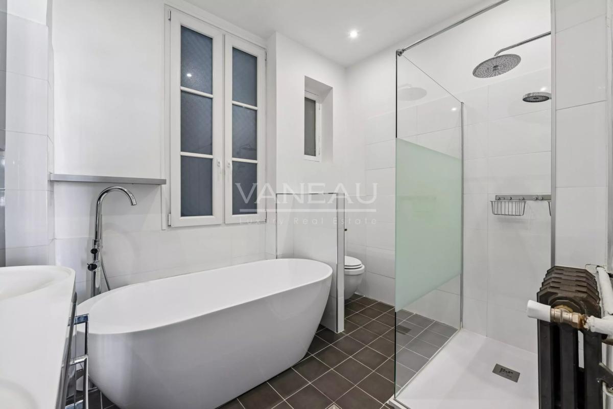 PARIS XVIe - EGLISE D'AUTEUIL - BEL APPARTEMENT FAMILIAL - 4 à 5