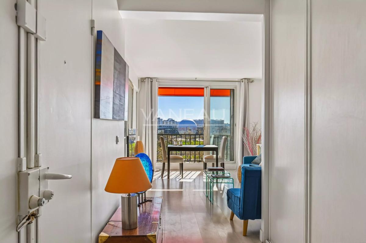 PARIS XVI  - Etage  éleve vue panoramique