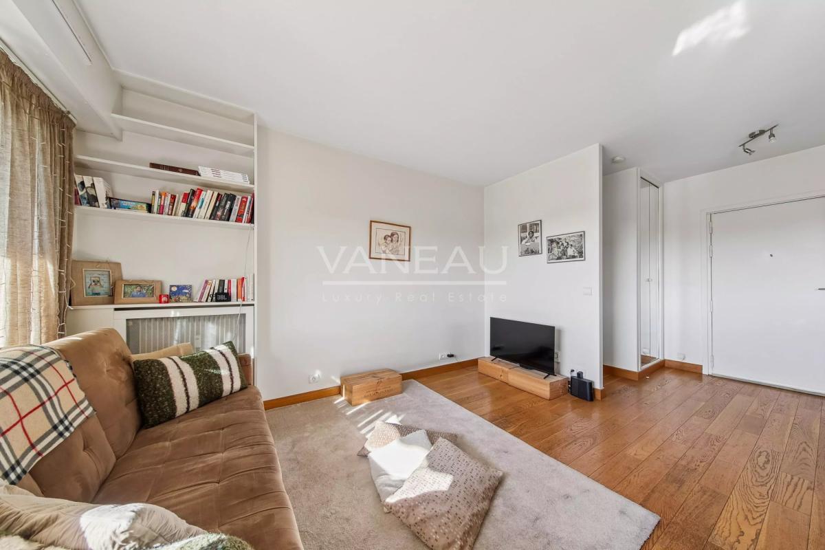 Boulogne - En étage - Soleil - Vue dégagée - Calme