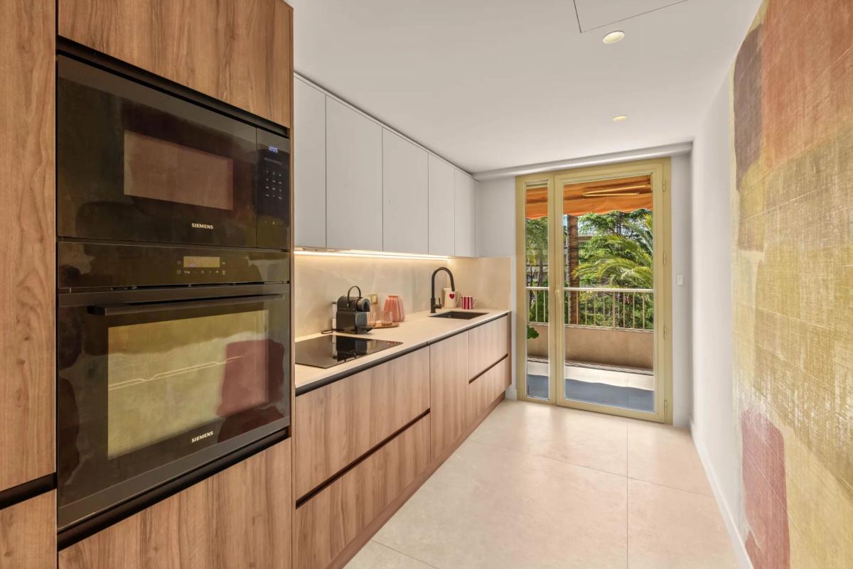 Cannes Basse Californie Appartement 3 pièces rénové à vendre