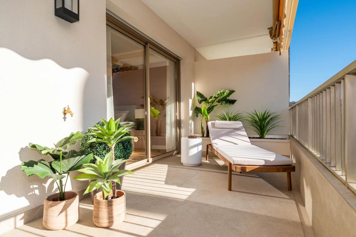 Cannes Basse Californie Appartement 3 pièces rénové à vendre