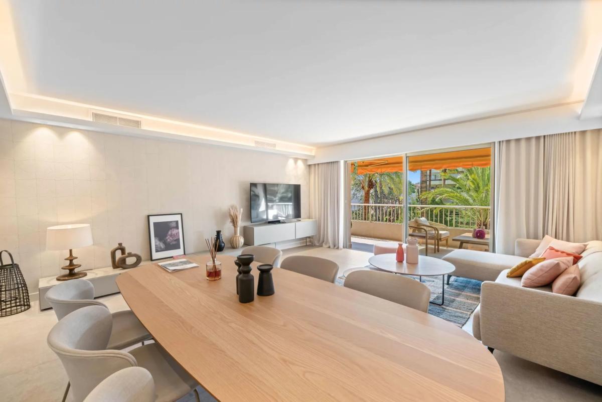 Cannes Basse Californie Appartement 3 pièces rénové à vendre