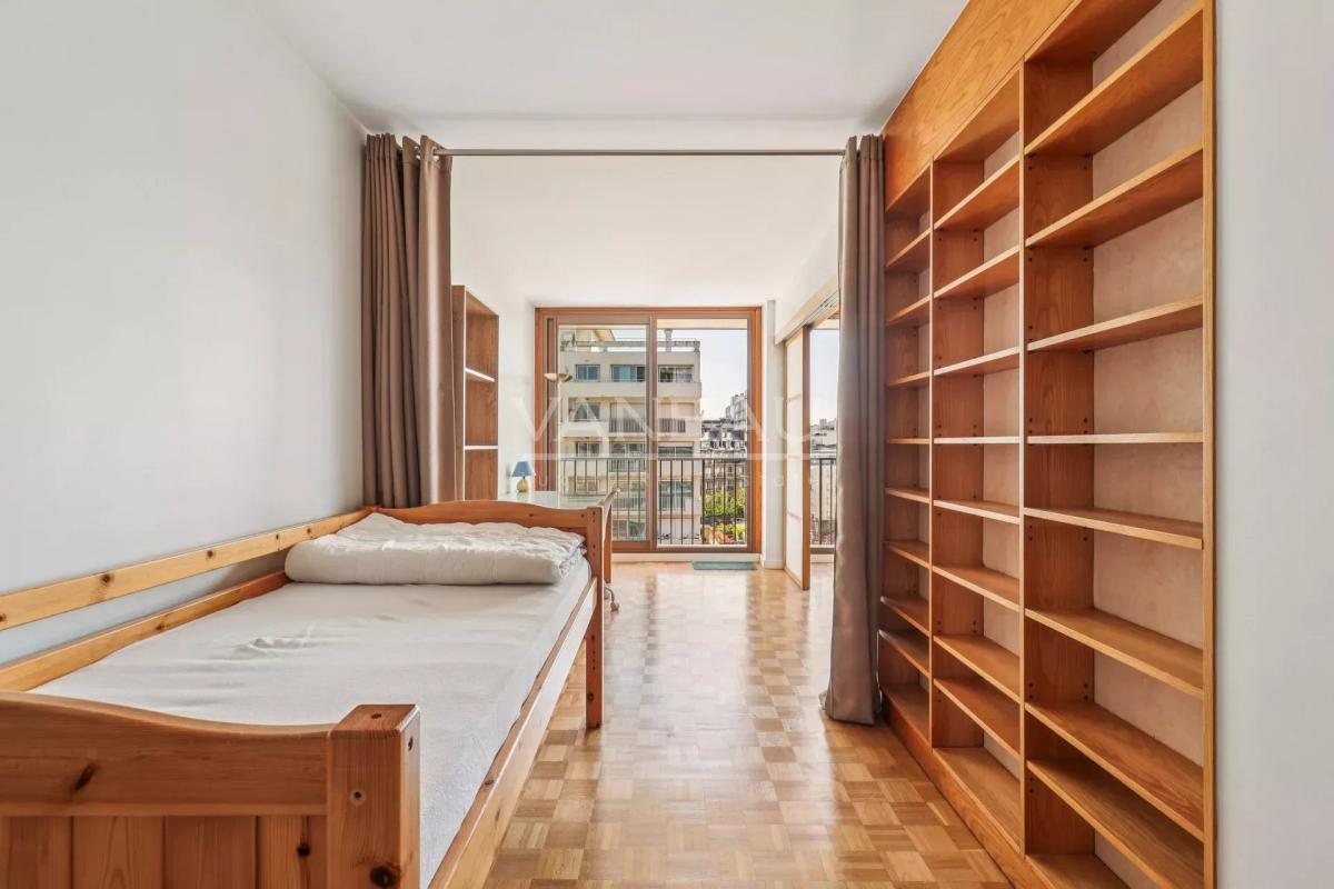 Paris 15ème - 4 pièces étage élevé - Vue dégagée