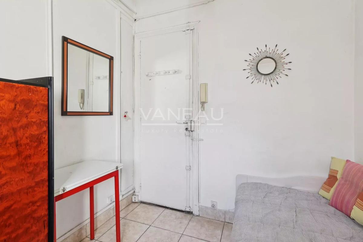 Paris XVe - Sèvres Lecourbe : Chambre de service