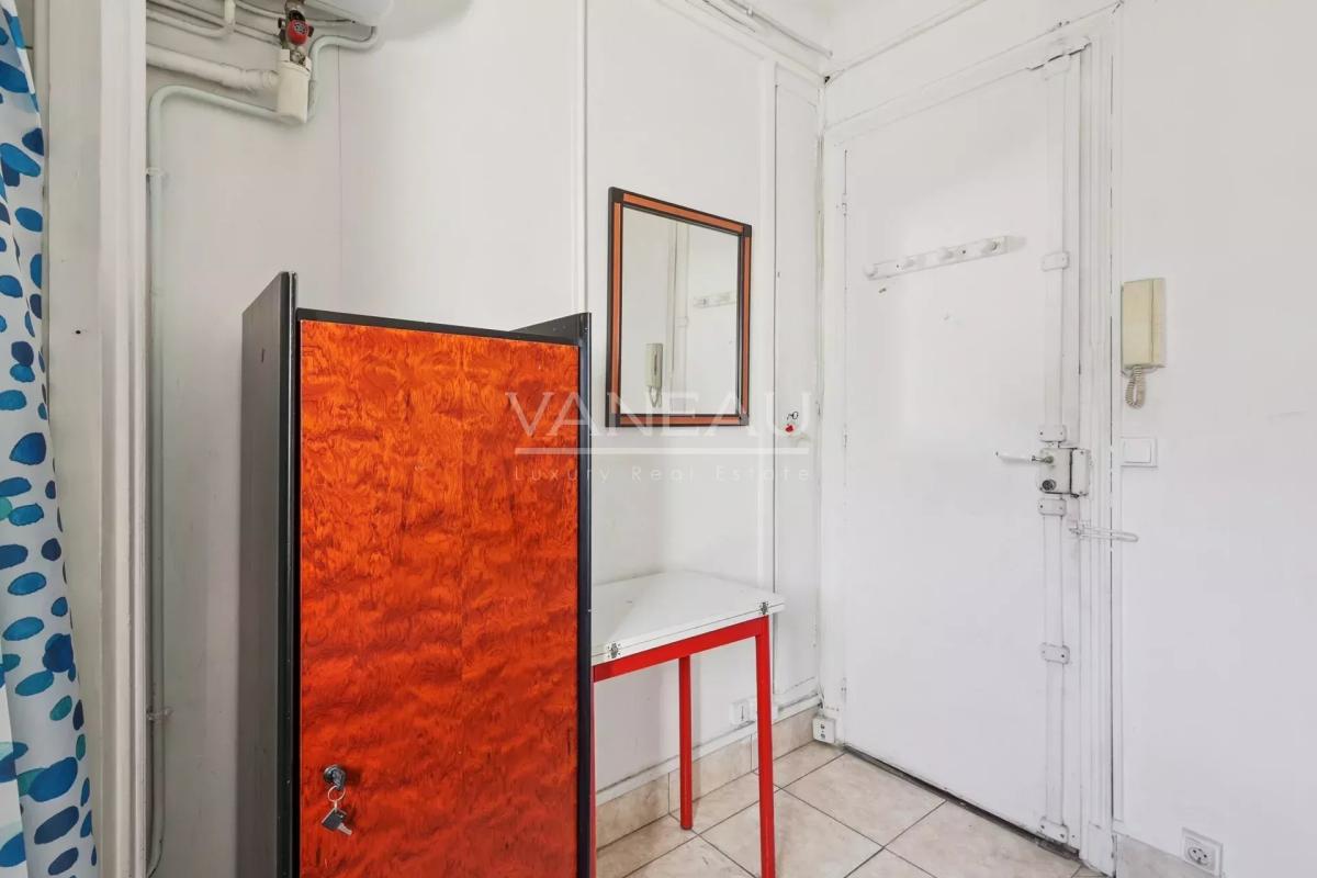 Paris XVe - Sèvres Lecourbe : Chambre de service