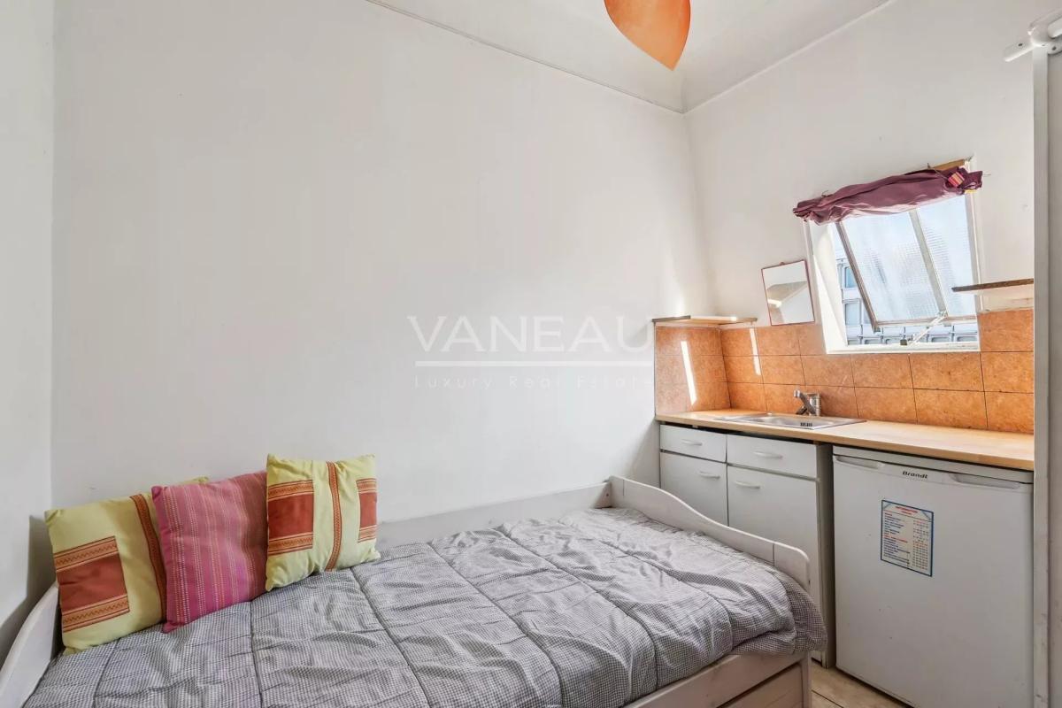 Paris XVe - Sèvres Lecourbe : Chambre de service