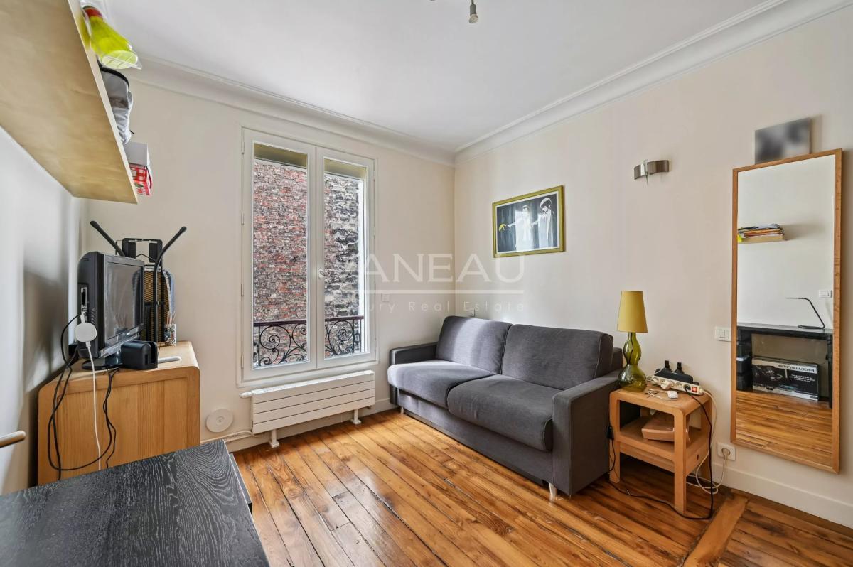 PARIS XVe - Pasteur/Montparnasse - Appartement familial en étage