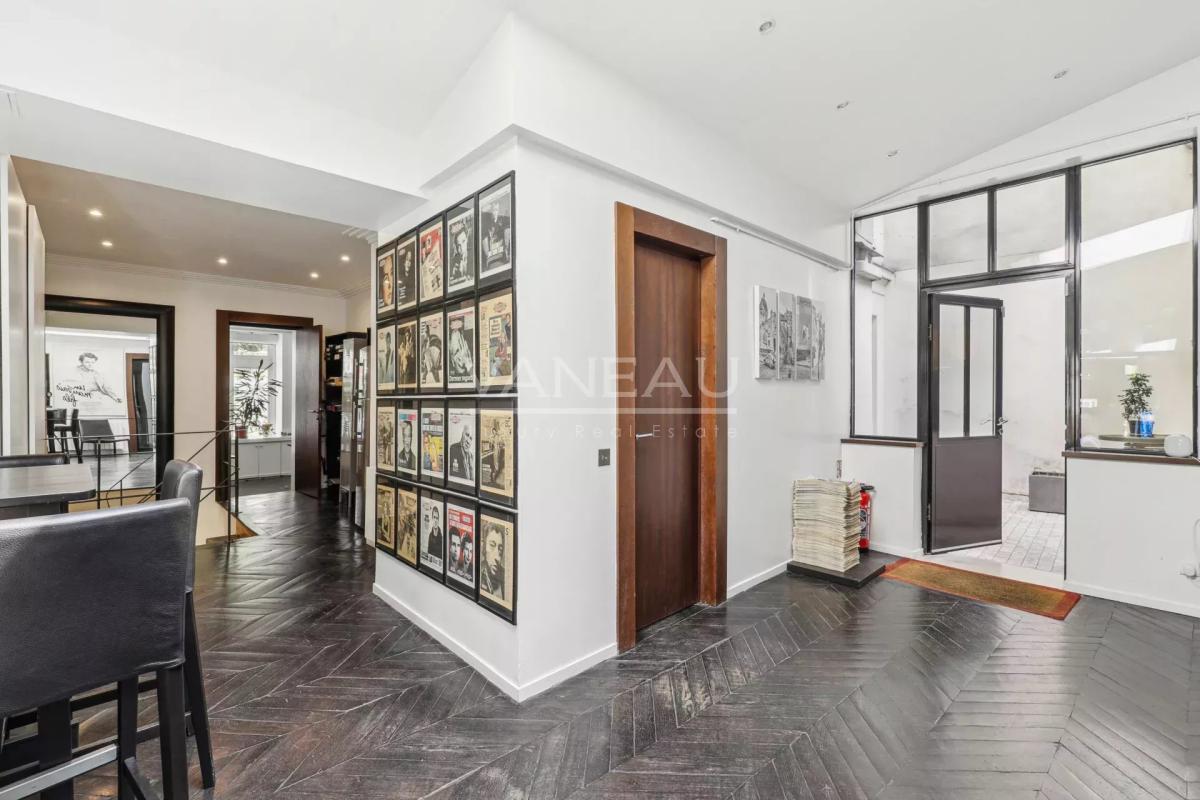 PARIS XVI - Ranelagh La Muette - Maison Loft de 5 pièces avec te