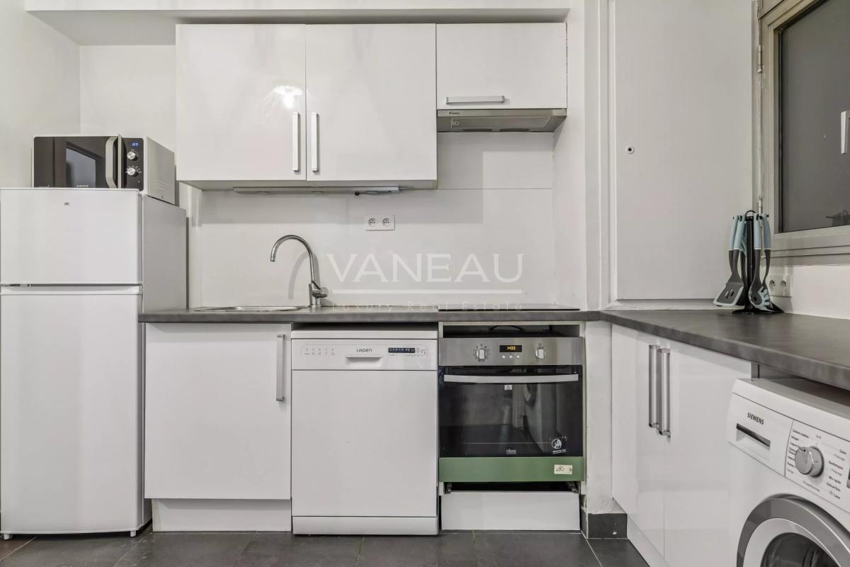 Paris XVIe - Muette - Rez de Jardin au calme absolu.