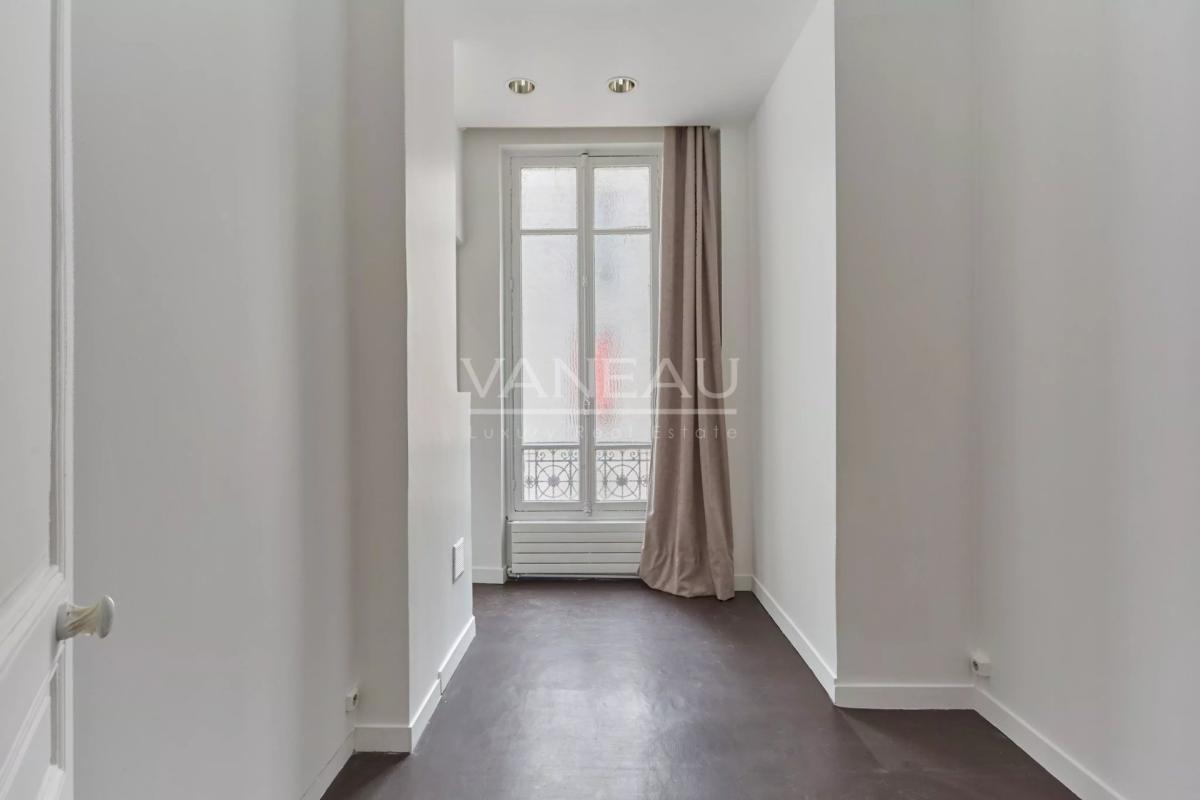 Paris VIIIe -Champs Elysées Alma Marceau - Appartement de Récept