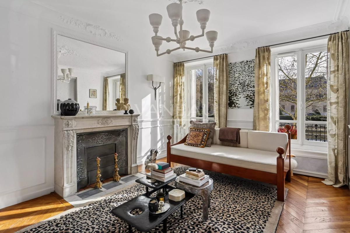 PARIS VII - 2 pièces - Invalides