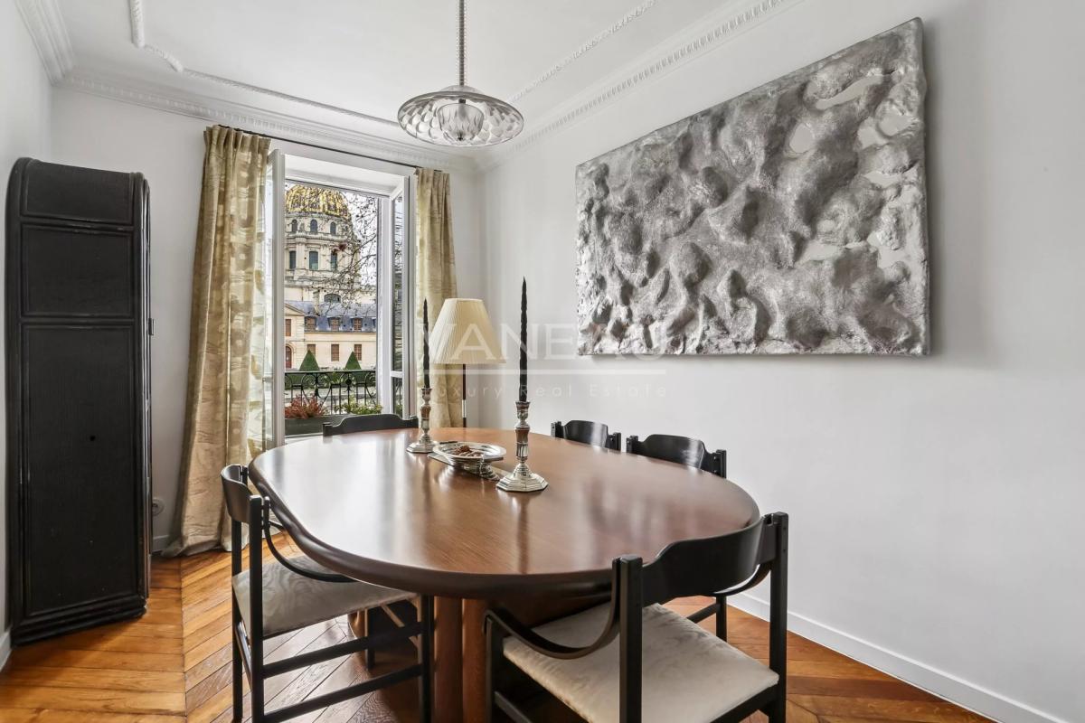 PARIS VII - 2 pièces - Invalides