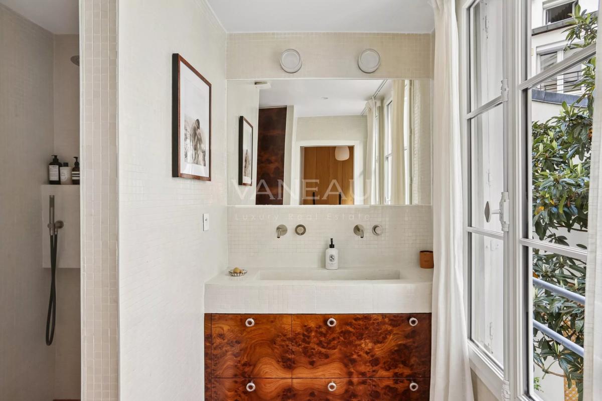 PARIS VII - 2 pièces - Invalides