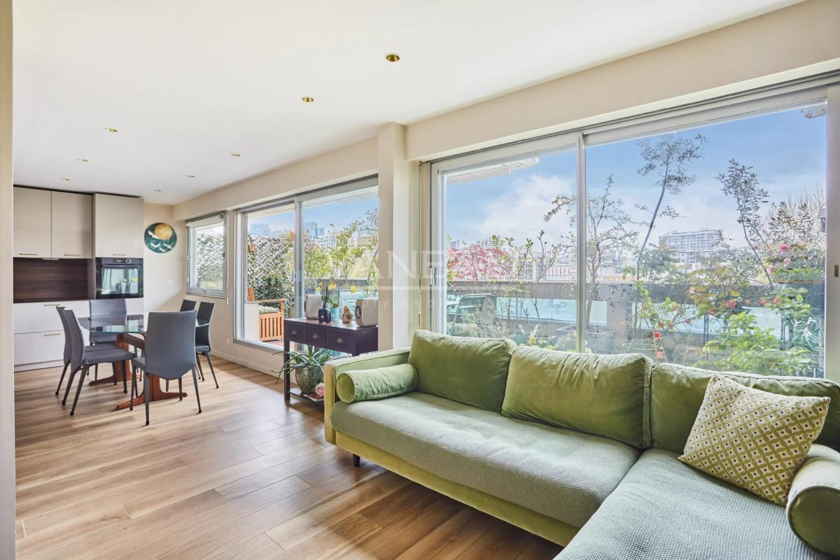 Neuilly - Duplex d’exception - Vue Seine, à proximité des commerces
