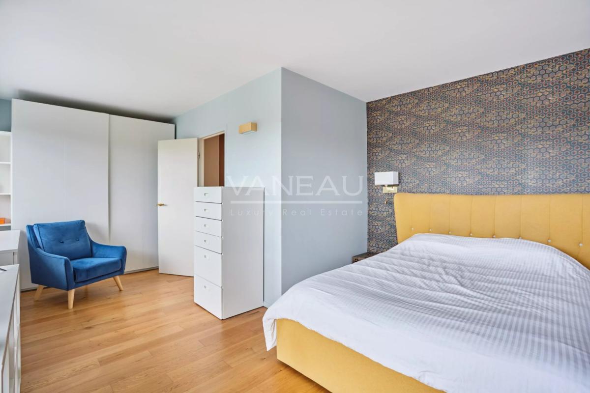 Neuilly - Duplex d’exception - Vue Seine, à proximité des commer