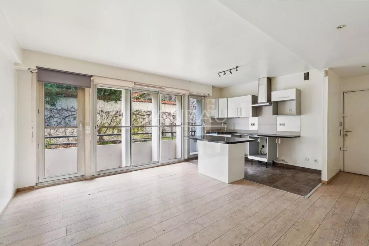 Boulogne-Billancourt - Au calme - Sur jardin