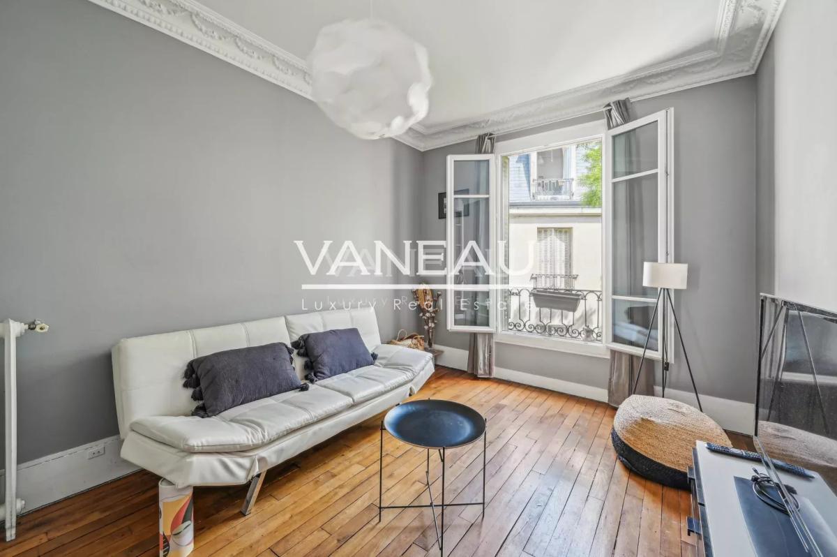 DUPLEX MEUBLÉ - PARIS XV