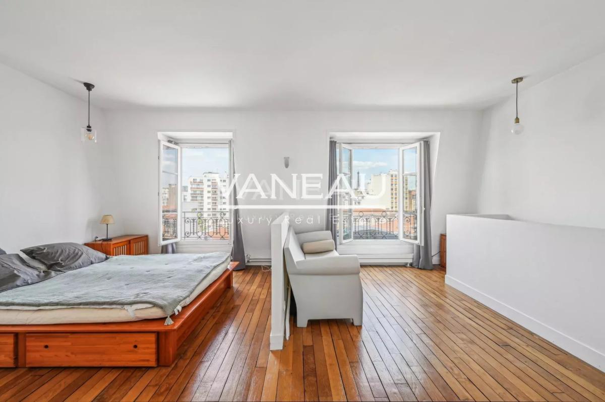 DUPLEX MEUBLÉ - PARIS XV