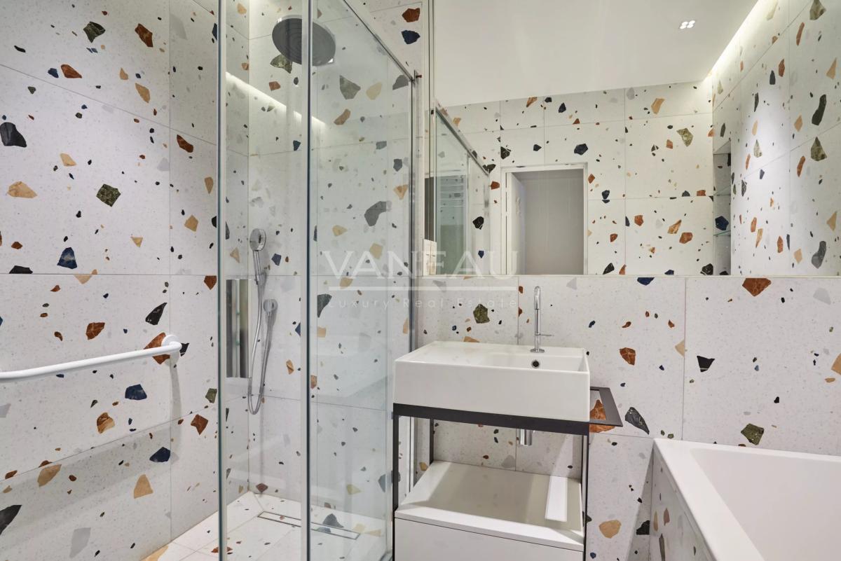 Neuilly - Hôpital américain, Marymount - Appartement rénové avec balcon