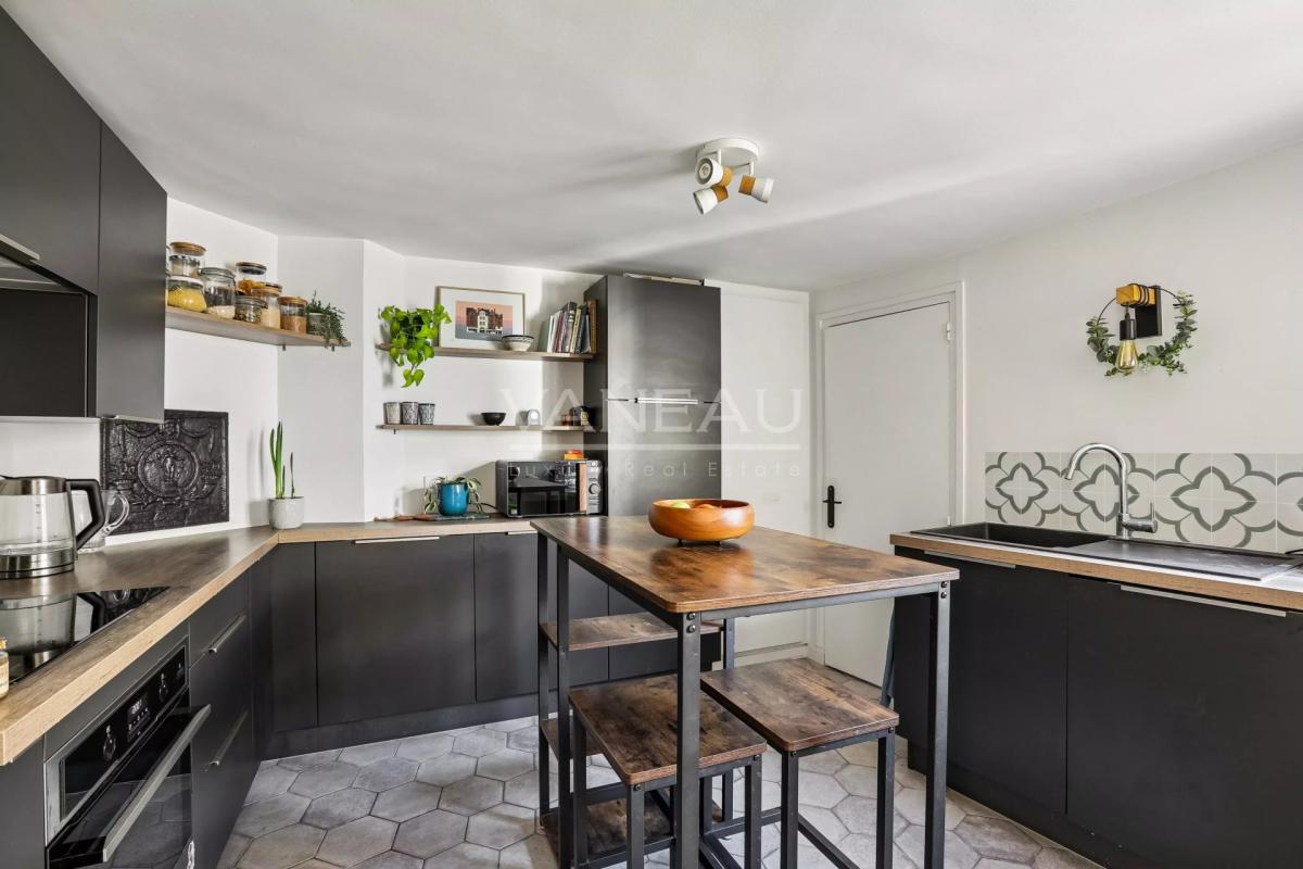 Proche Bon Marché – Appartement Deux Chambres