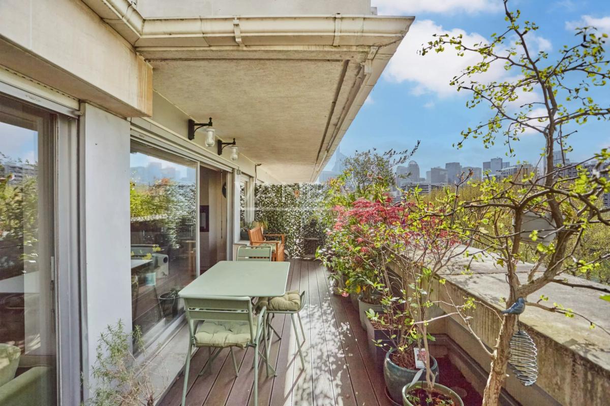 Neuilly - Duplex d’exception - Vue Seine, à proximité des commer