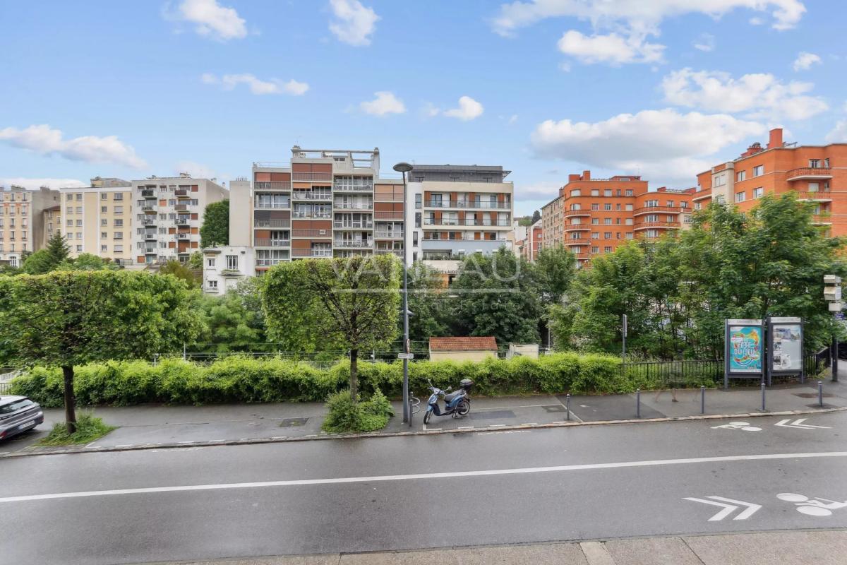 Meudon - 2 pièces à rénover, sans vis à vis