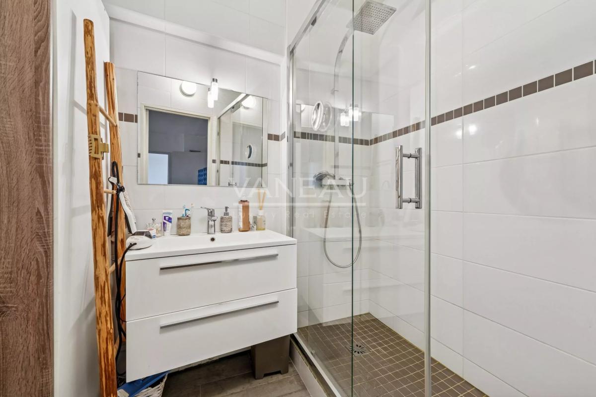 PARIS XVI - Auteuil - Sainte Perrine