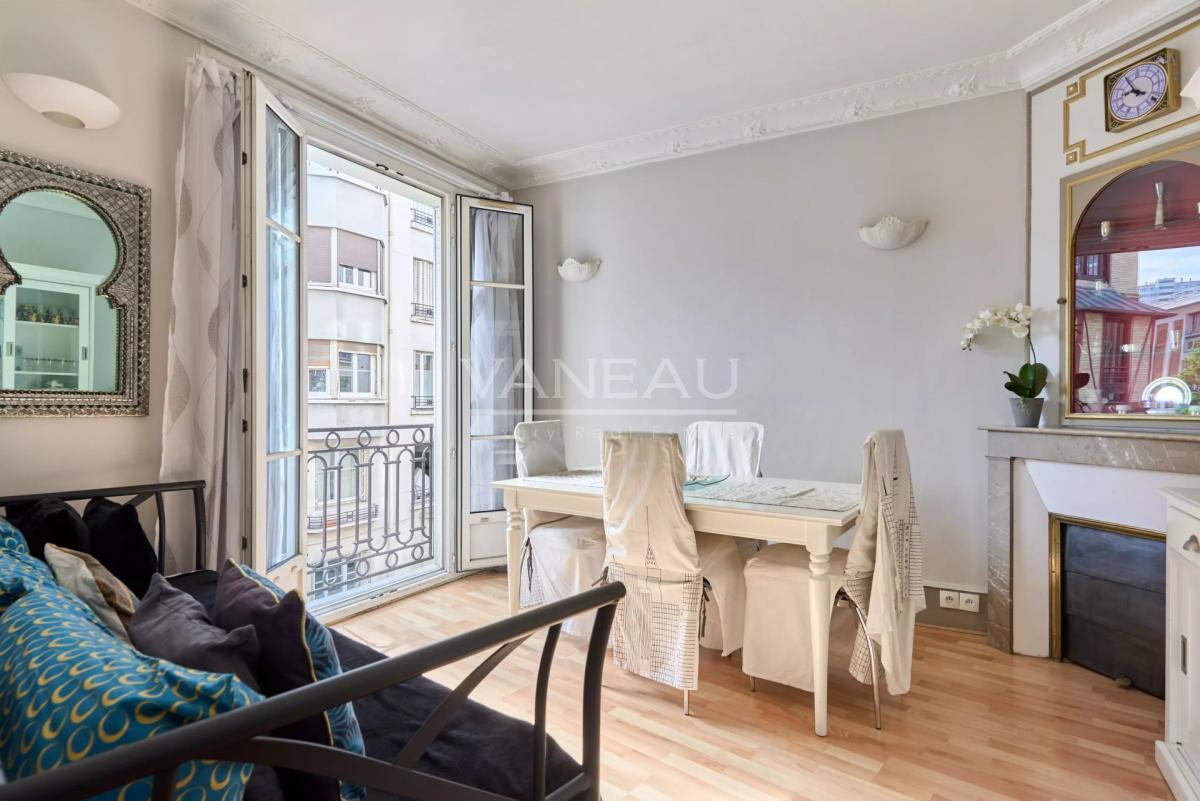 Paris XVe - Convention - Appartement trois pièces