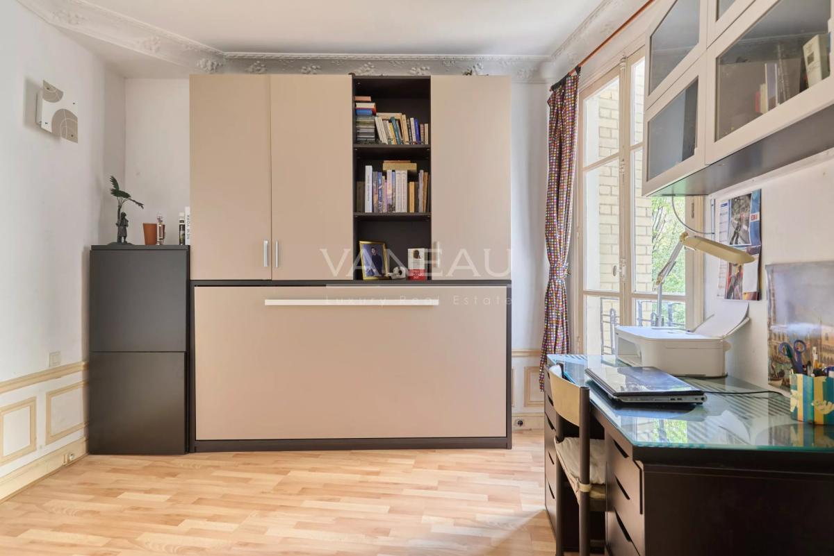 Paris XVe - Convention - Appartement trois pièces