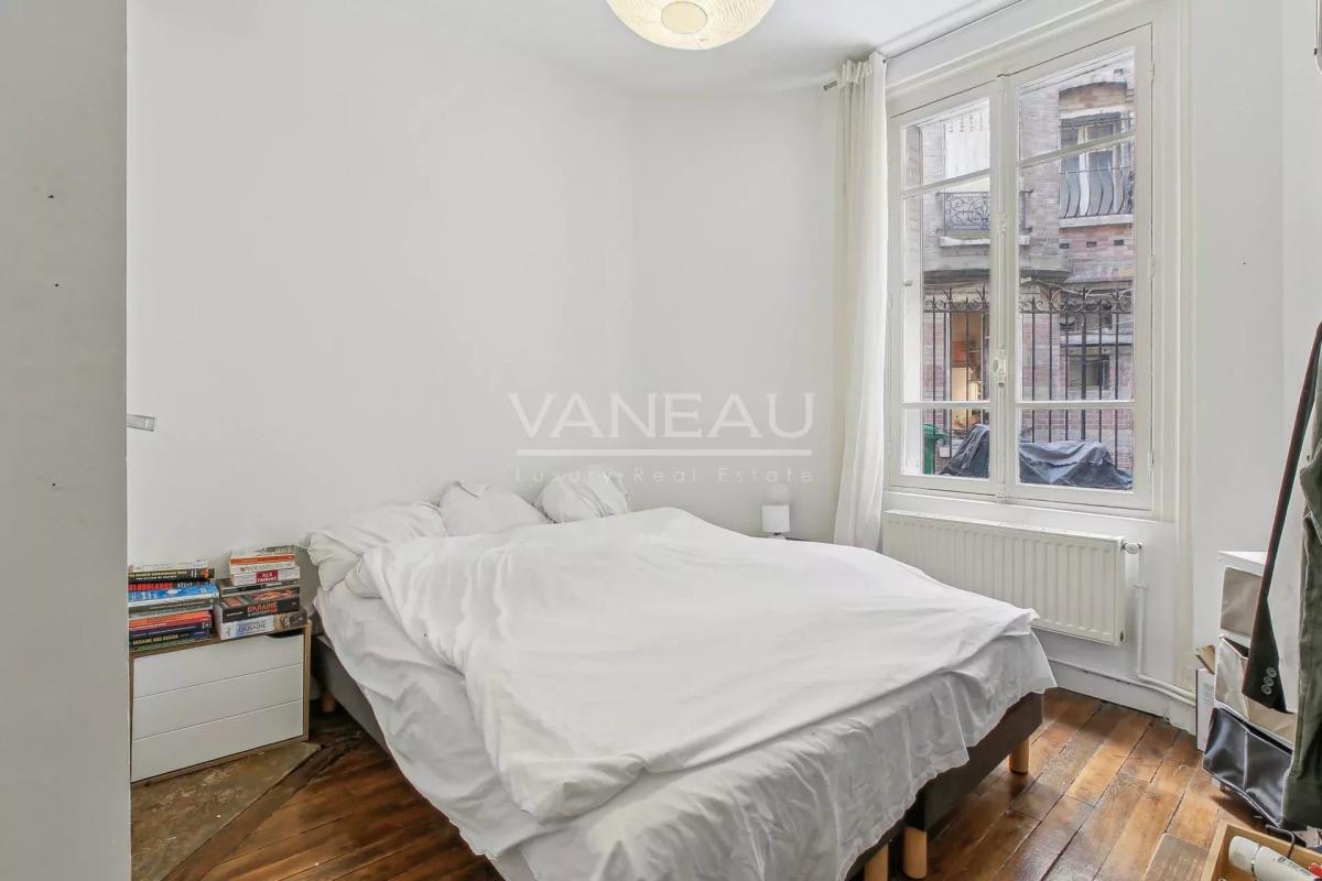 PARIS XIIe - Aligre / Gare de Lyon - Deux pièces calme beaux vol